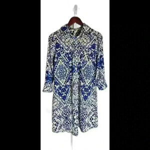 Chic Blue and Cream Patterned Shirt - Stylish and Comfortable